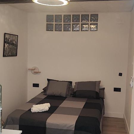 Malaga Jacuzy Apartment Exterior photo