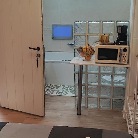 Malaga Jacuzy Apartment Exterior photo