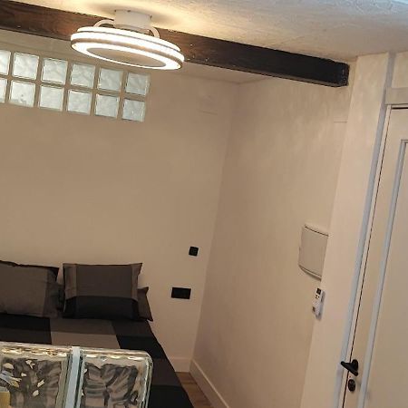 Malaga Jacuzy Apartment Exterior photo